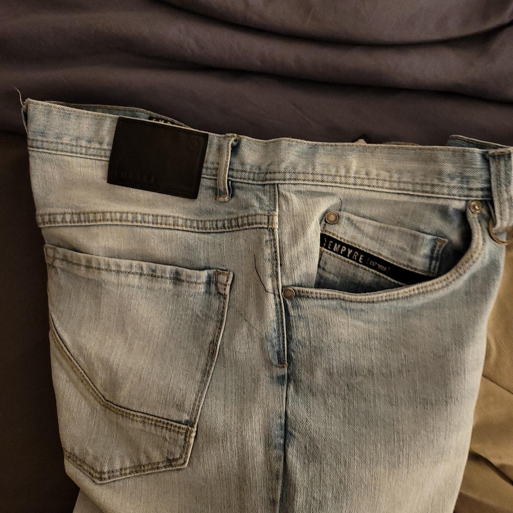 Jeans - Picture 3 of 13